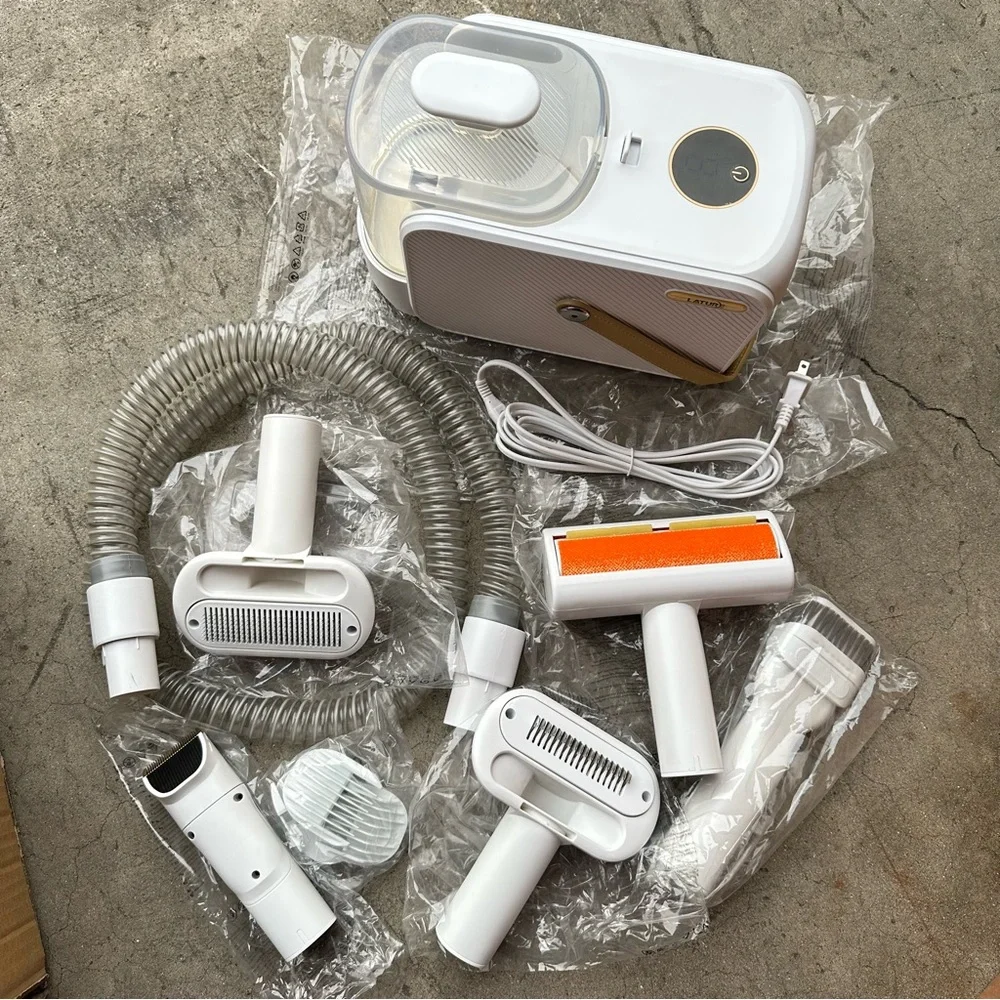 Pet Hair Vacuum Cleaner with Attachments